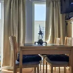 2 Bedroom Cozy In 別荘 *