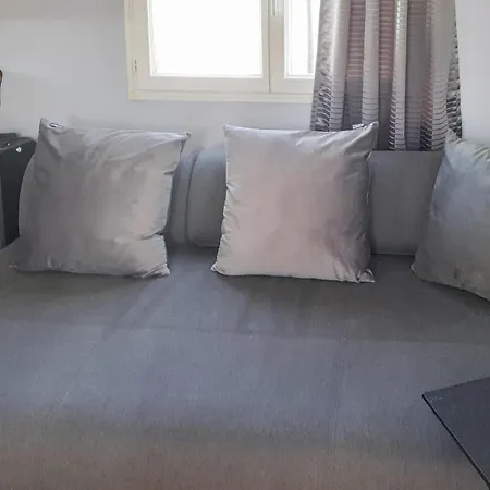 2 Bedroom Cozy In Bredene